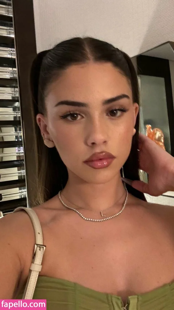 Leah Halton Onlyfans Photo Gallery 