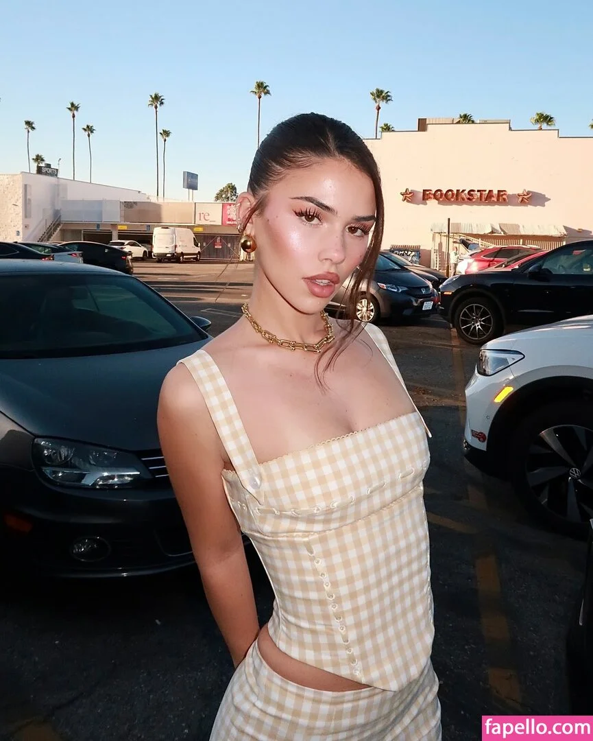 Leah Halton Onlyfans Photo Gallery 