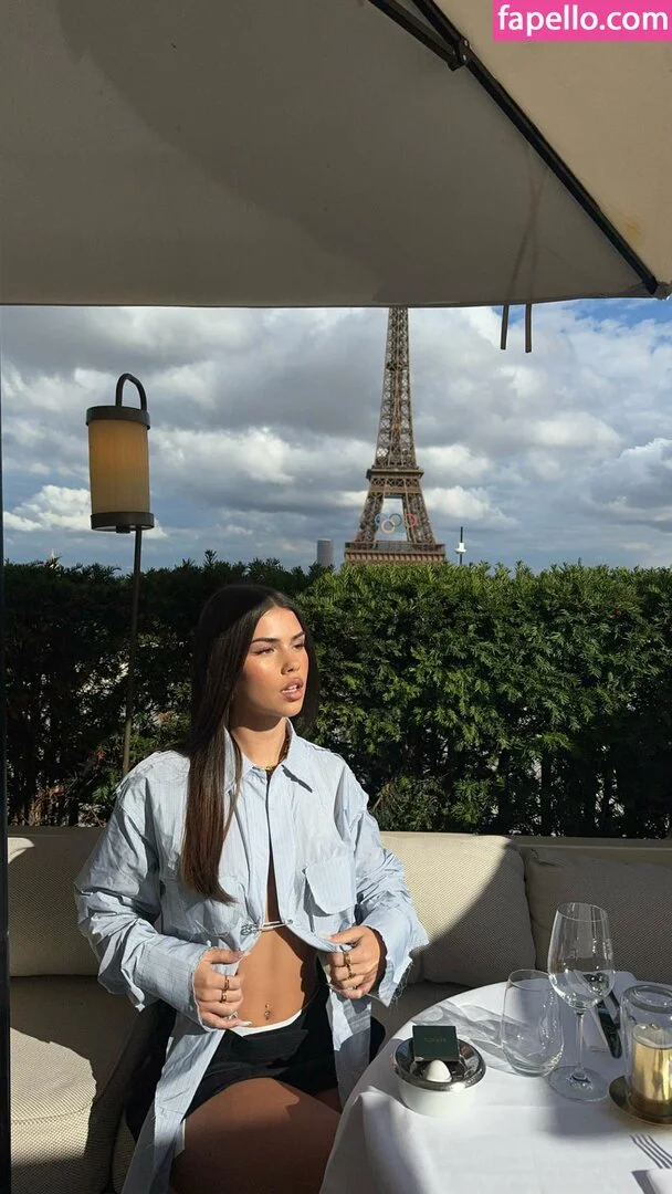 Leah Halton Onlyfans Photo Gallery 