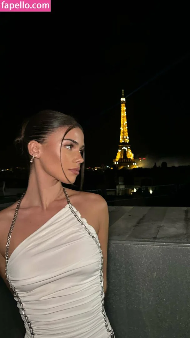 Leah Halton Onlyfans Photo Gallery 