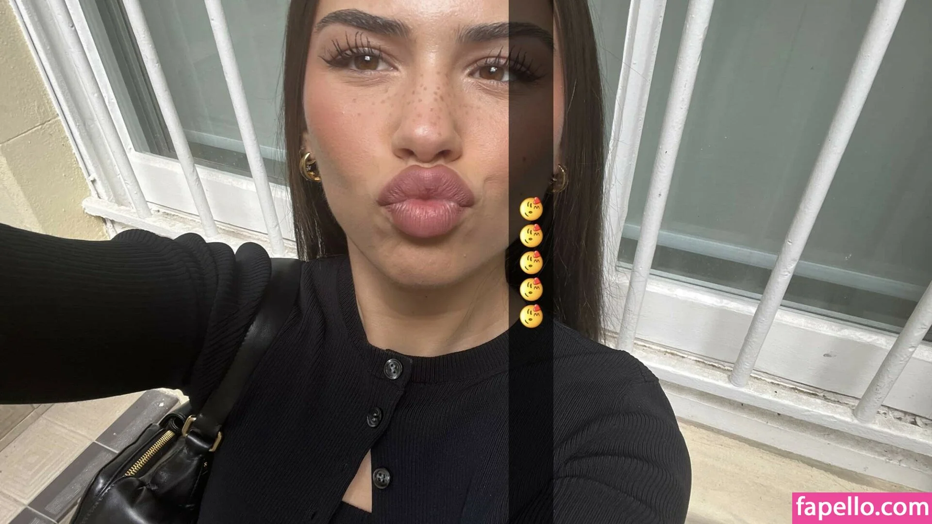 Leah Halton Onlyfans Photo Gallery 