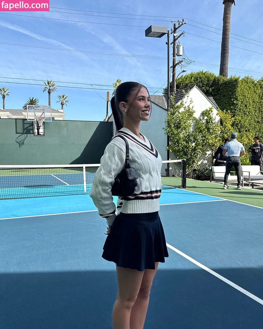 Leah Halton Onlyfans Photo Gallery 