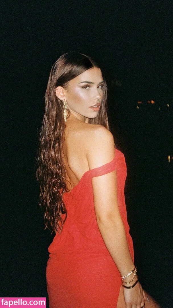 Leah Halton Onlyfans Photo Gallery 