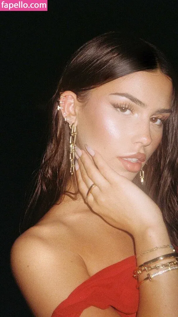 Leah Halton Onlyfans Photo Gallery 