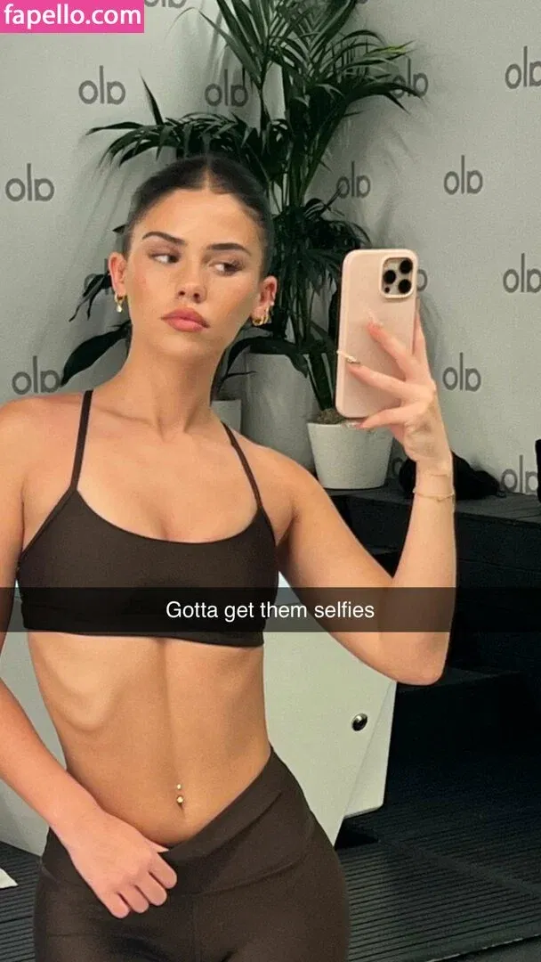 Leah Halton Onlyfans Photo Gallery 