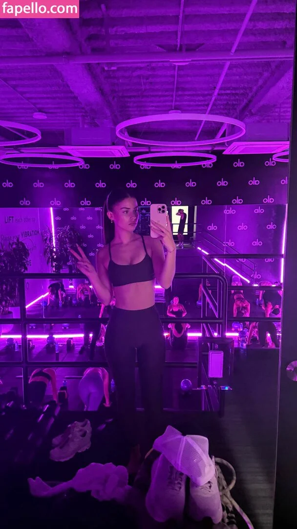 Leah Halton Onlyfans Photo Gallery 