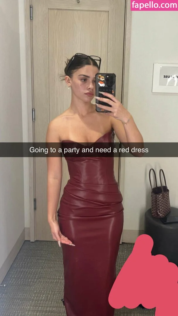 Leah Halton Onlyfans Photo Gallery 