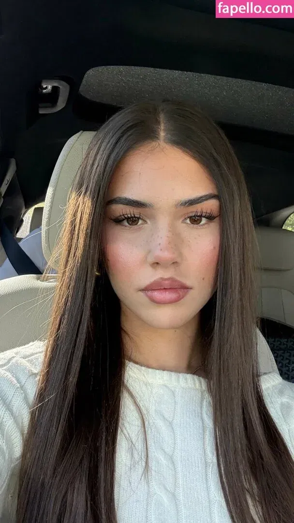 Leah Halton Onlyfans Photo Gallery 