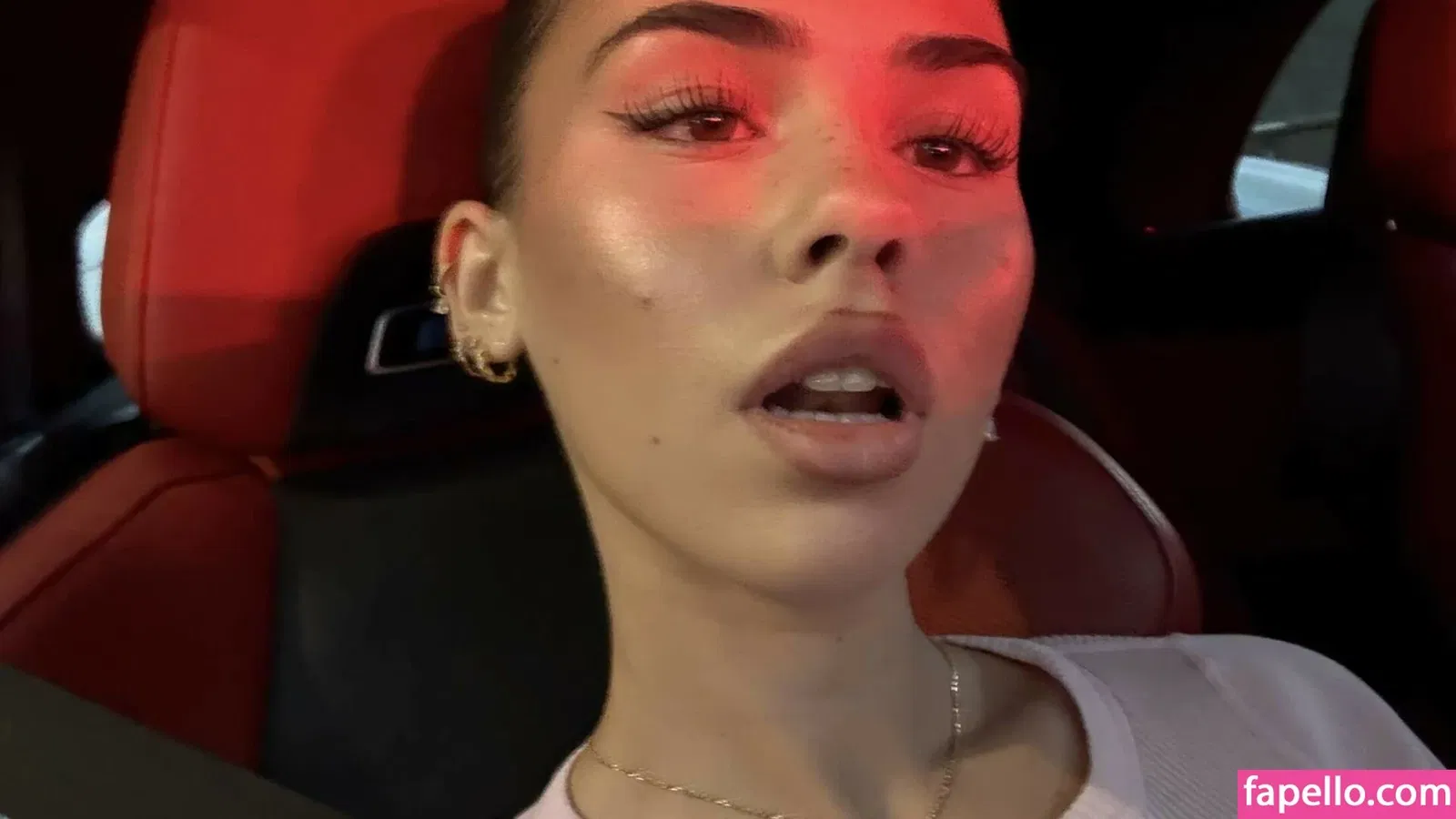 Leah Halton Onlyfans Photo Gallery 