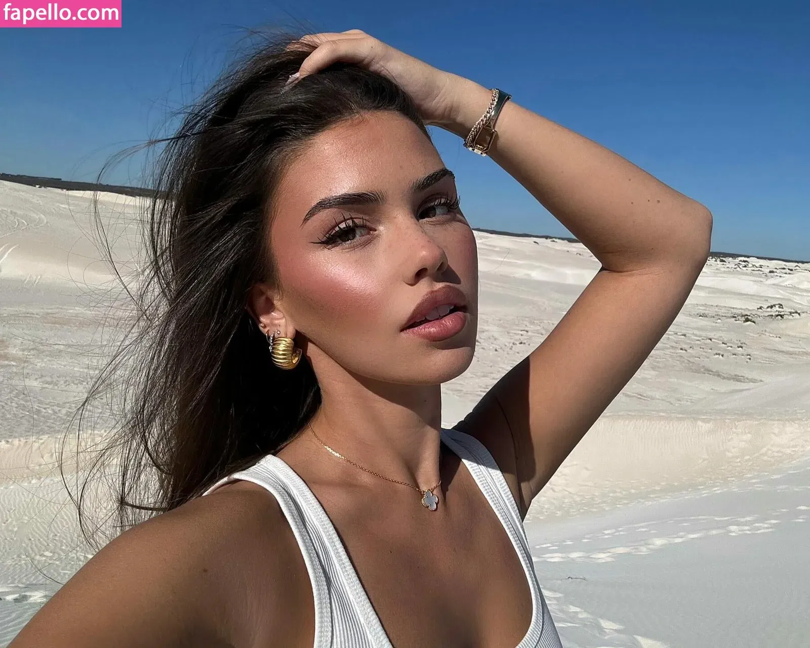 Leah Halton Onlyfans Photo Gallery 