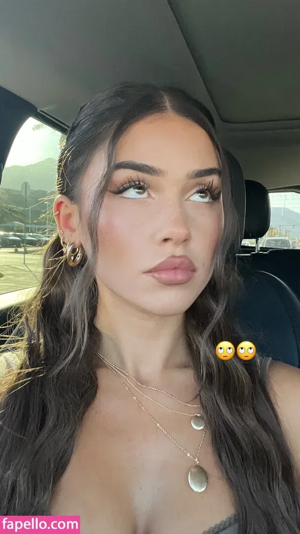 Leah Halton Onlyfans Photo Gallery 