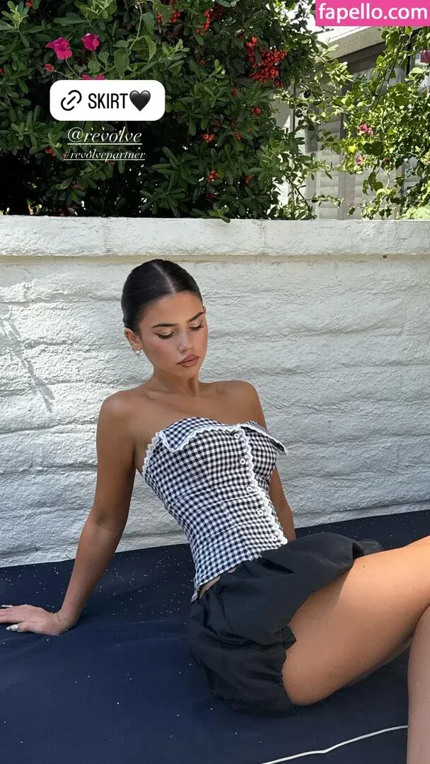 Leah Halton Onlyfans Photo Gallery 