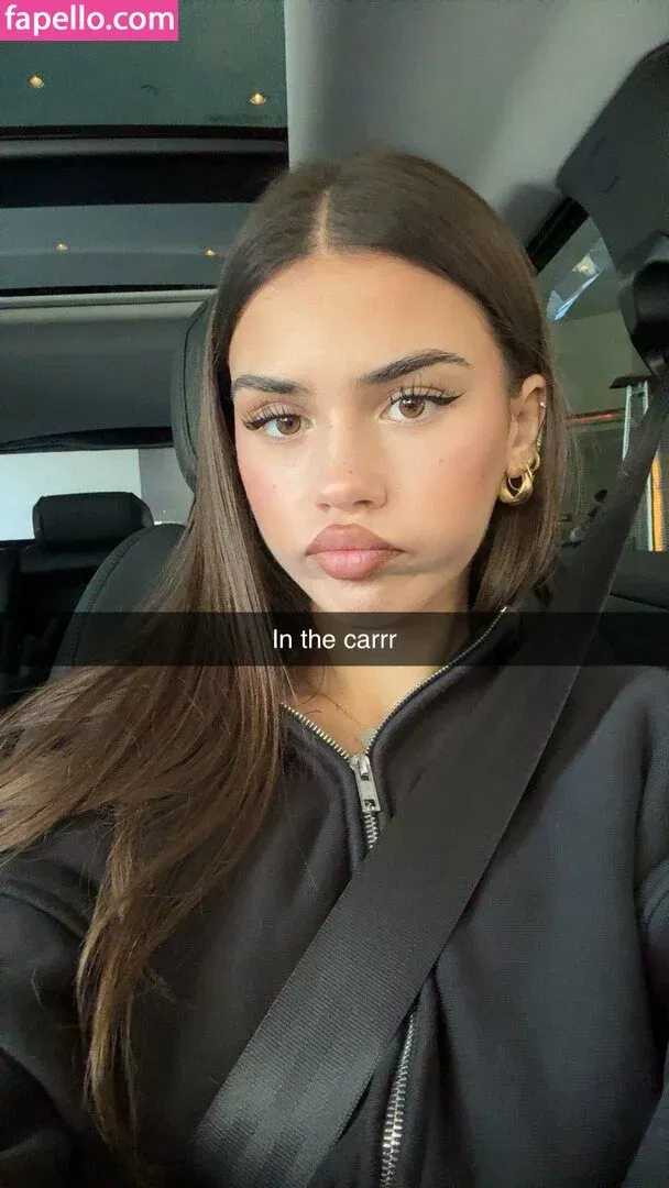 Leah Halton Onlyfans Photo Gallery 