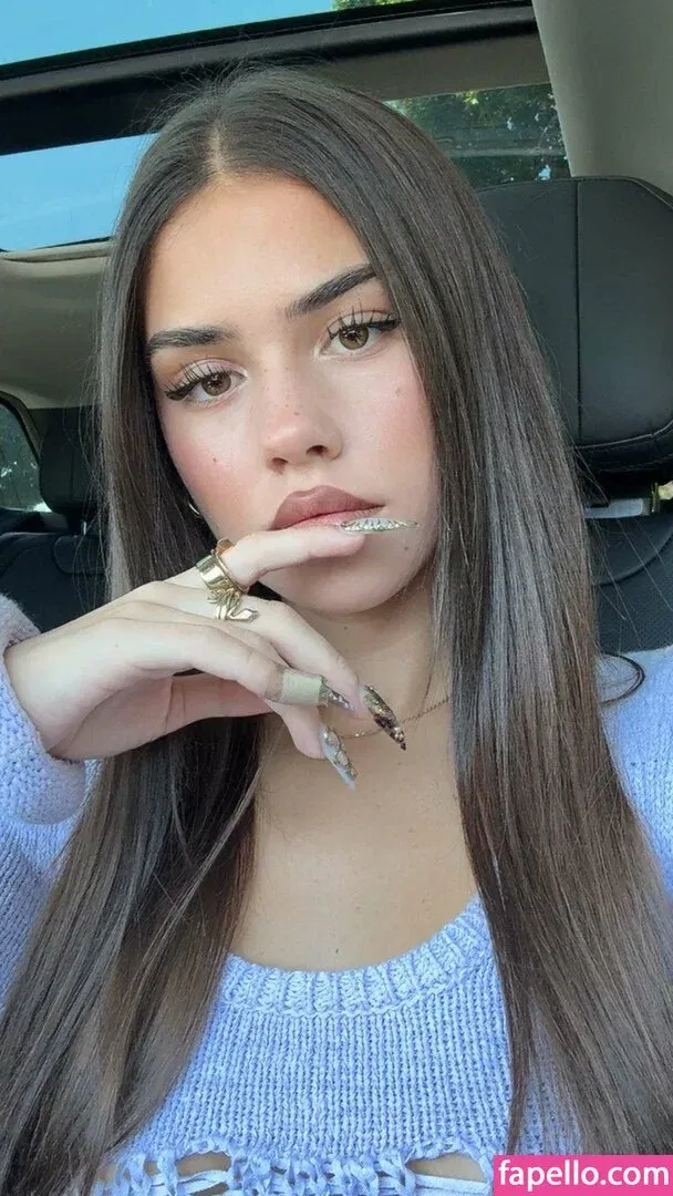 Leah Halton Onlyfans Photo Gallery 