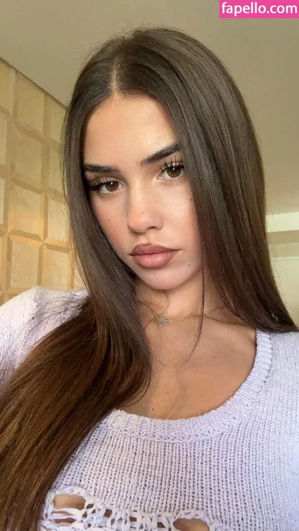 Leah Halton Onlyfans Photo Gallery 