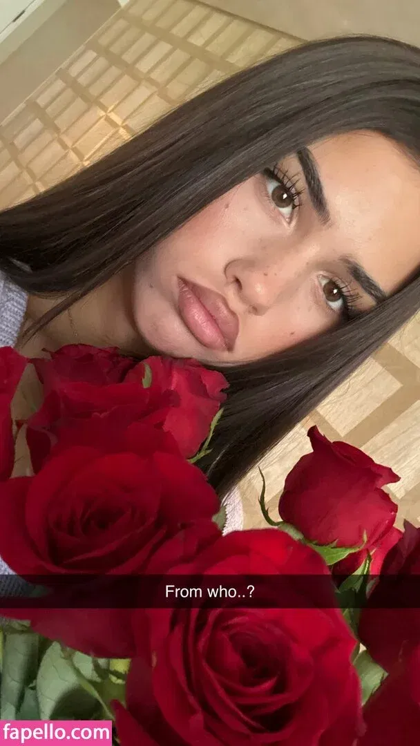 Leah Halton Onlyfans Photo Gallery 