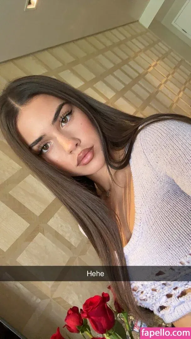 Leah Halton Onlyfans Photo Gallery 