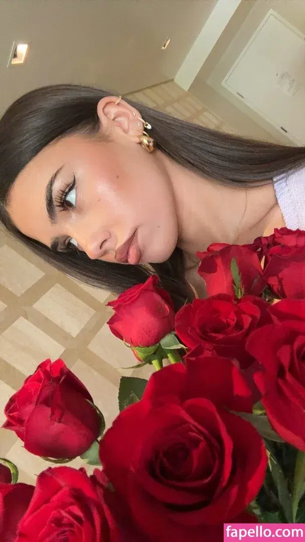 Leah Halton Onlyfans Photo Gallery 