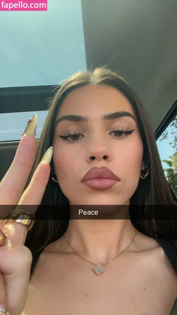 Leah Halton Onlyfans Photo Gallery 