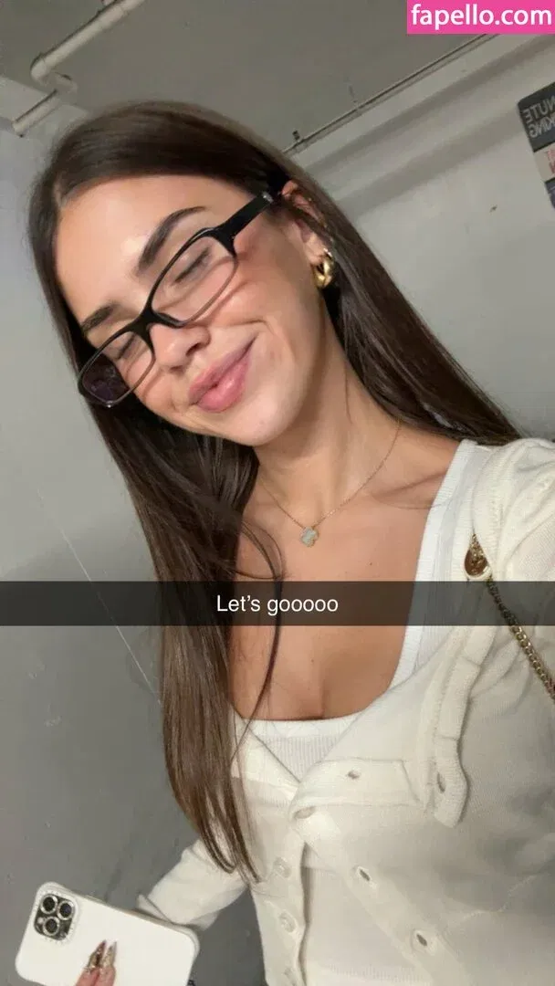 Leah Halton Onlyfans Photo Gallery 