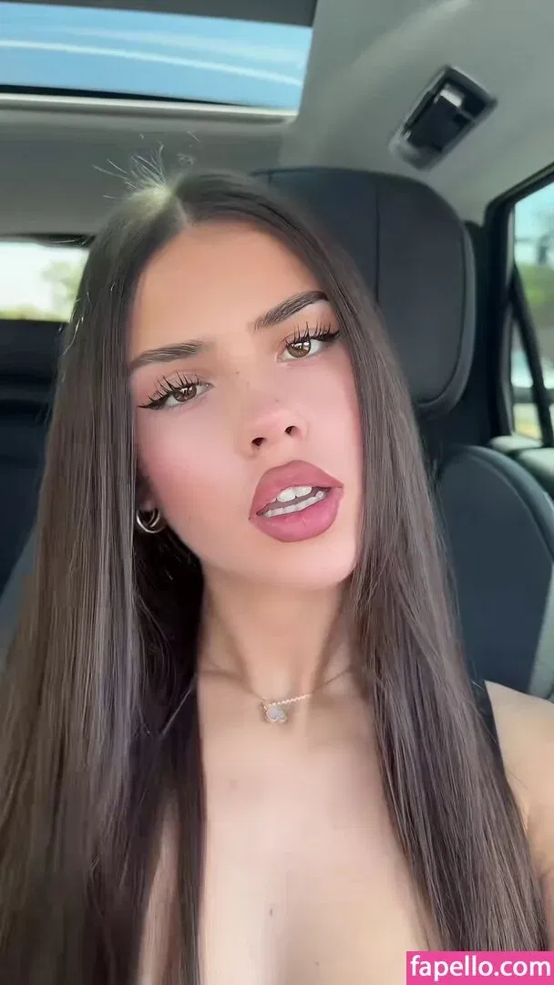 Leah Halton Onlyfans Photo Gallery 