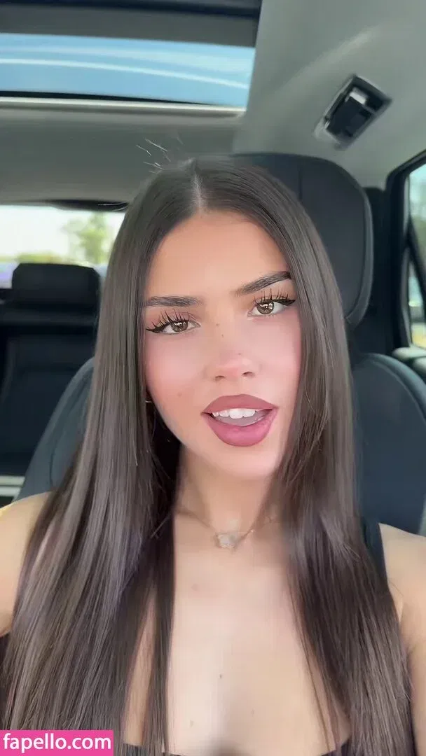 Leah Halton Onlyfans Photo Gallery 