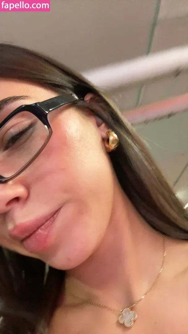 Leah Halton Onlyfans Photo Gallery 