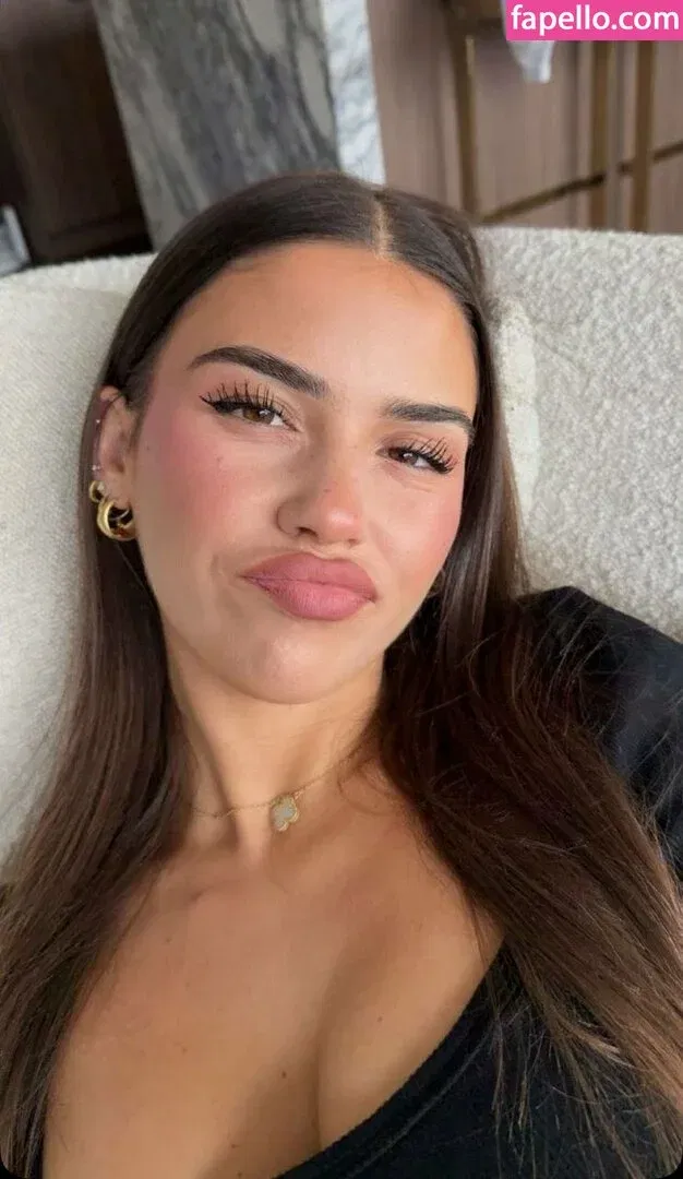 Leah Halton Onlyfans Photo Gallery 