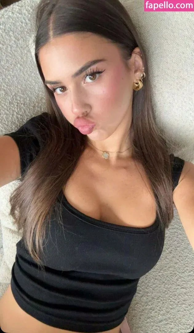 Leah Halton Onlyfans Photo Gallery 