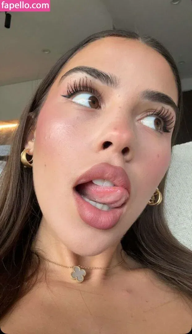 Leah Halton Onlyfans Photo Gallery 