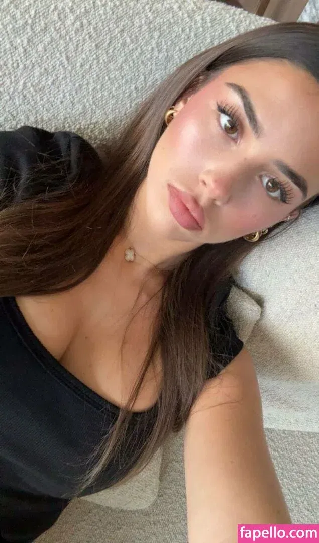 Leah Halton Onlyfans Photo Gallery 