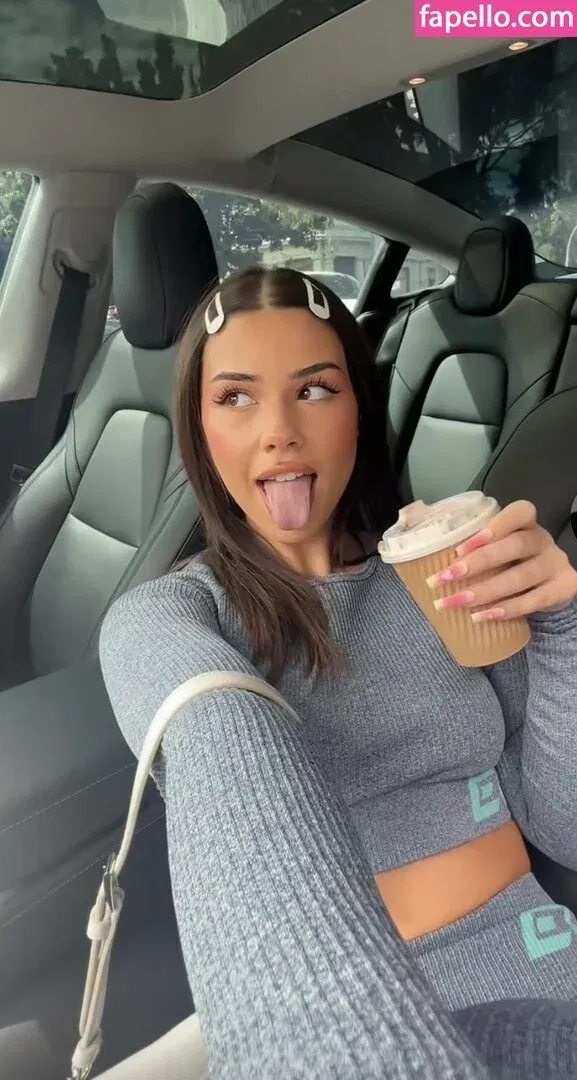 Leah Halton Onlyfans Photo Gallery 