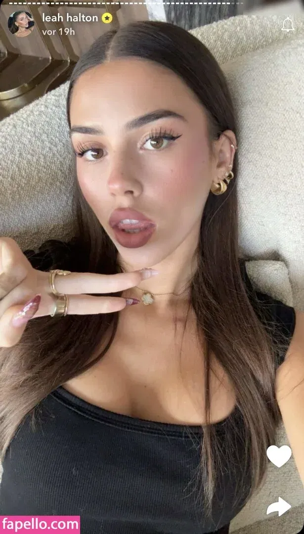 Leah Halton Onlyfans Photo Gallery 