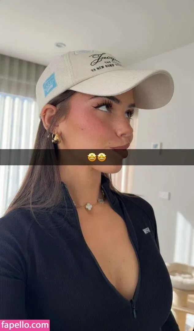 Leah Halton Onlyfans Photo Gallery 