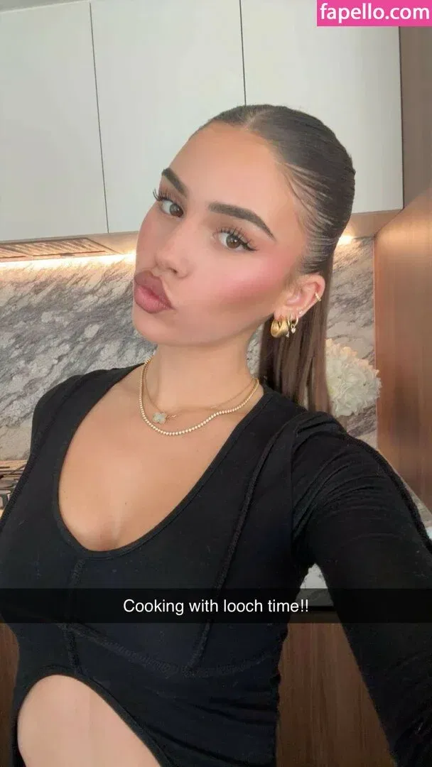 Leah Halton Onlyfans Photo Gallery 