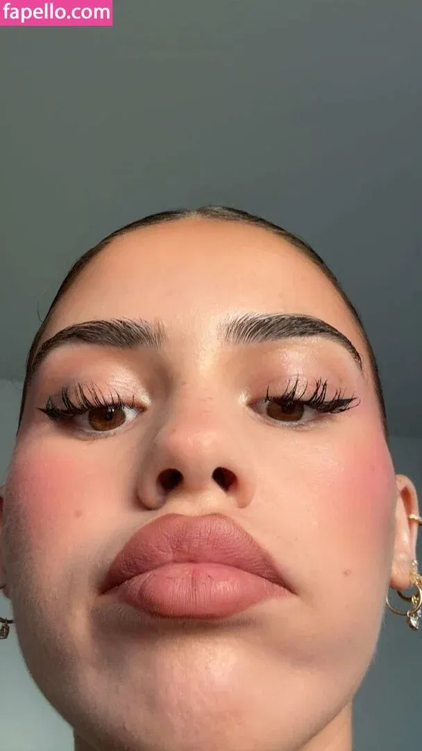 Leah Halton Onlyfans Photo Gallery 