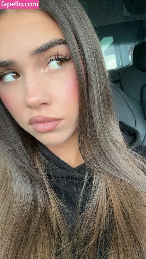 Leah Halton Onlyfans Photo Gallery 