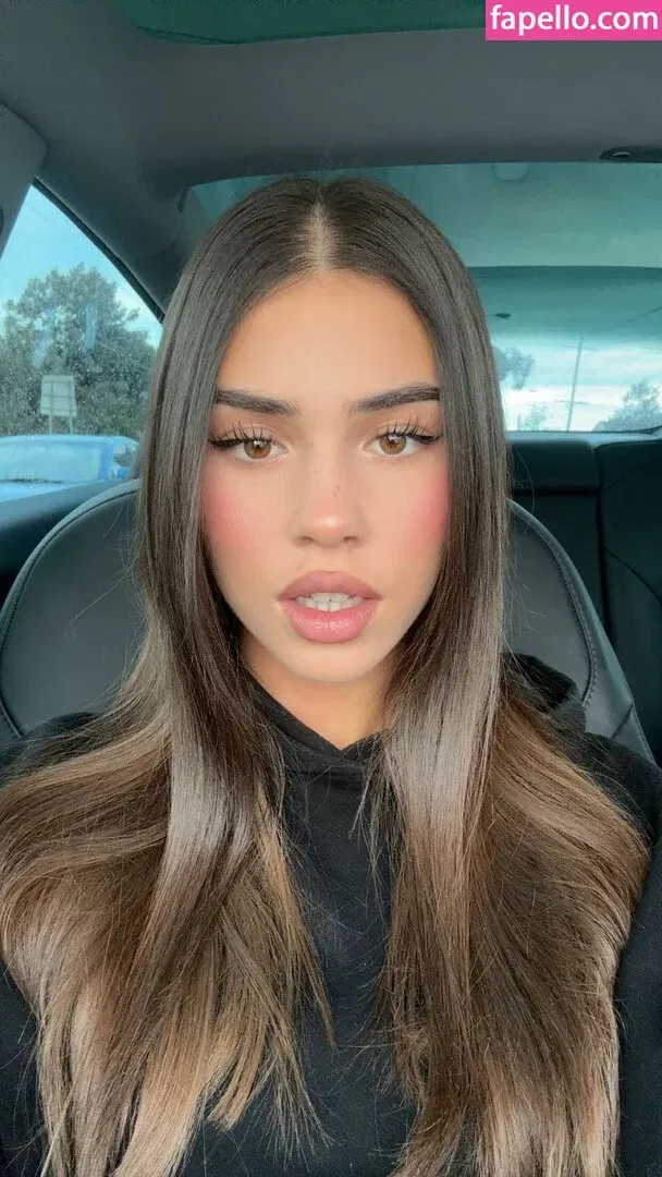 Leah Halton Onlyfans Photo Gallery 