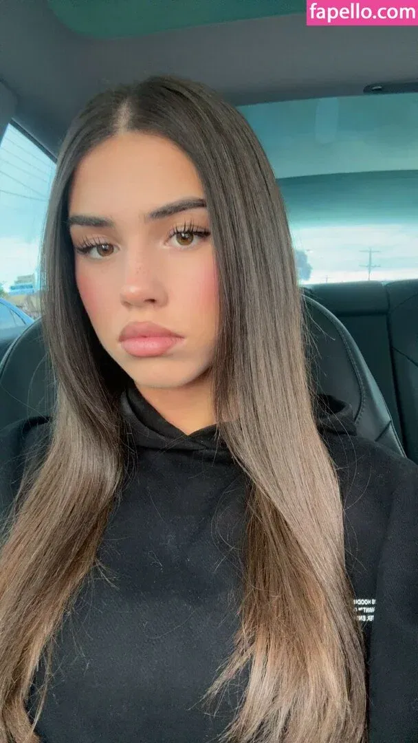 Leah Halton Onlyfans Photo Gallery 