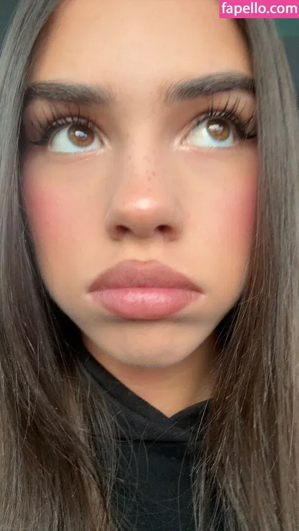 Leah Halton Onlyfans Photo Gallery 