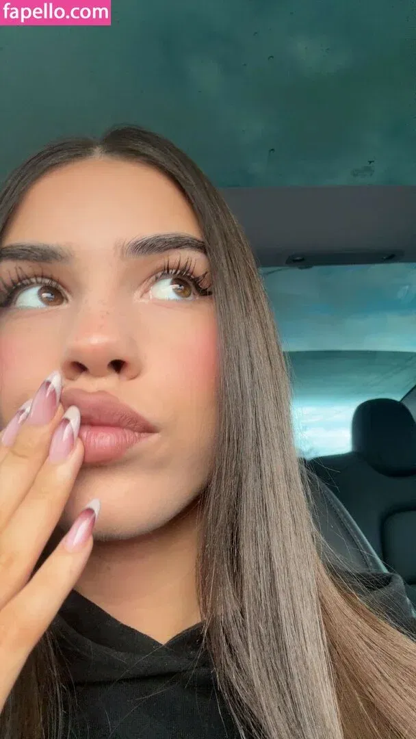 Leah Halton Onlyfans Photo Gallery 