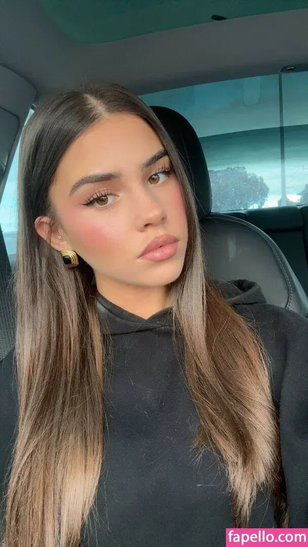 Leah Halton Onlyfans Photo Gallery 