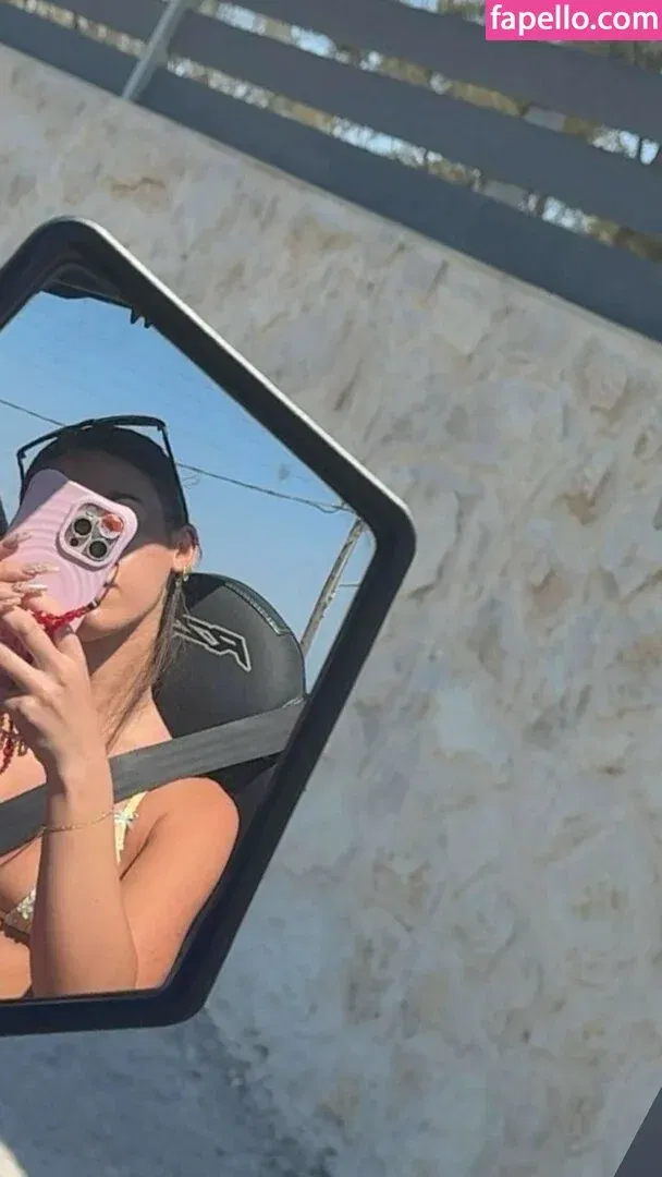 Leah Halton Onlyfans Photo Gallery 