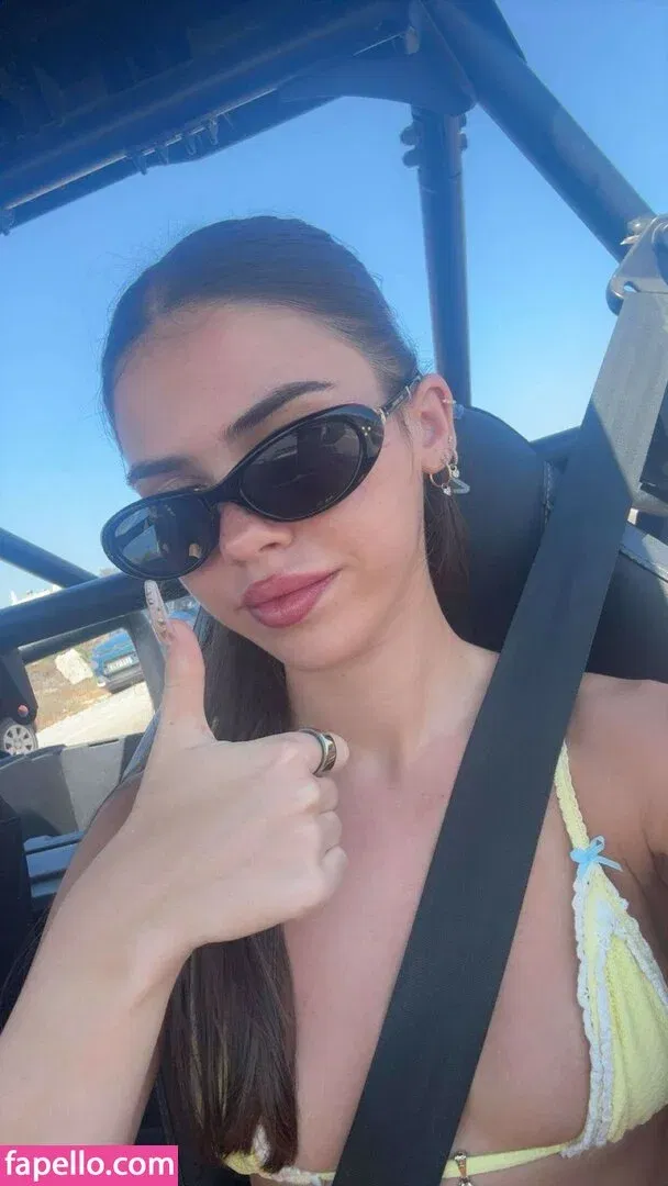 Leah Halton Onlyfans Photo Gallery 