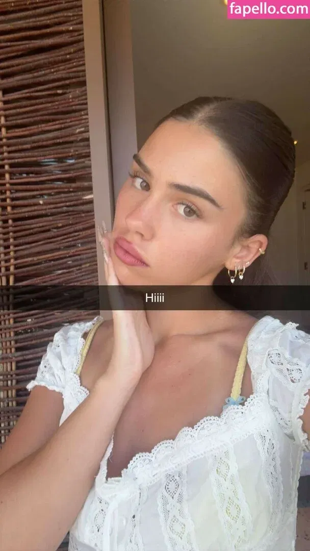 Leah Halton Onlyfans Photo Gallery 