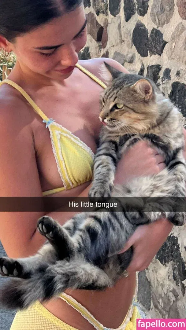 Leah Halton Onlyfans Photo Gallery 