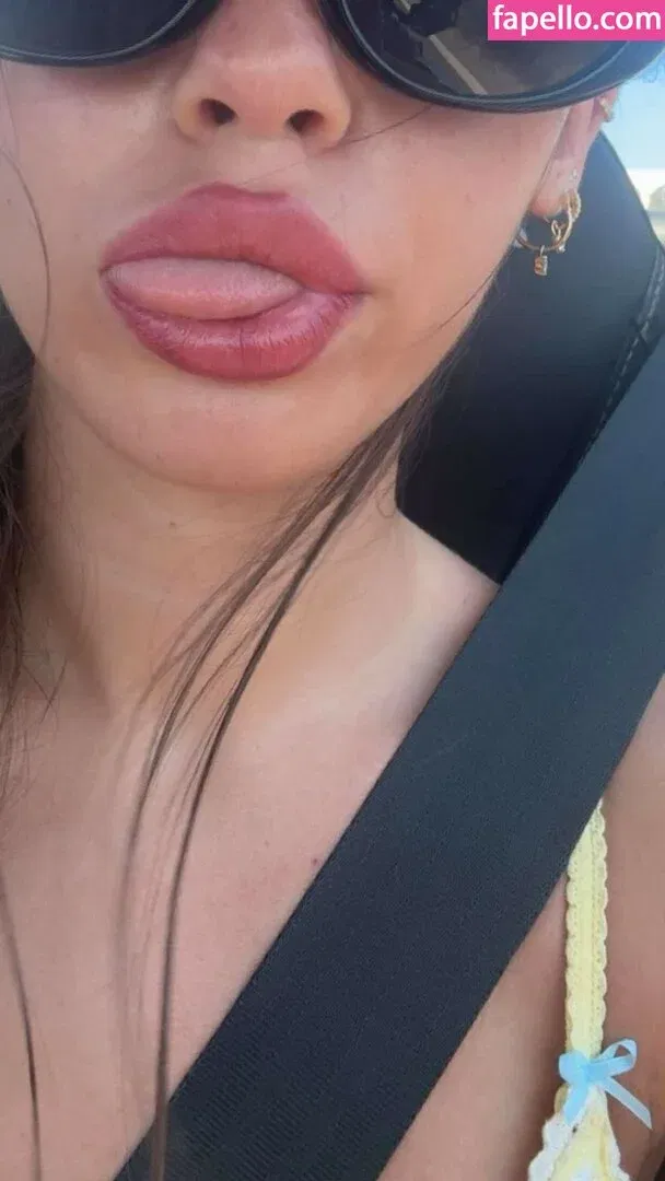 Leah Halton Onlyfans Photo Gallery 