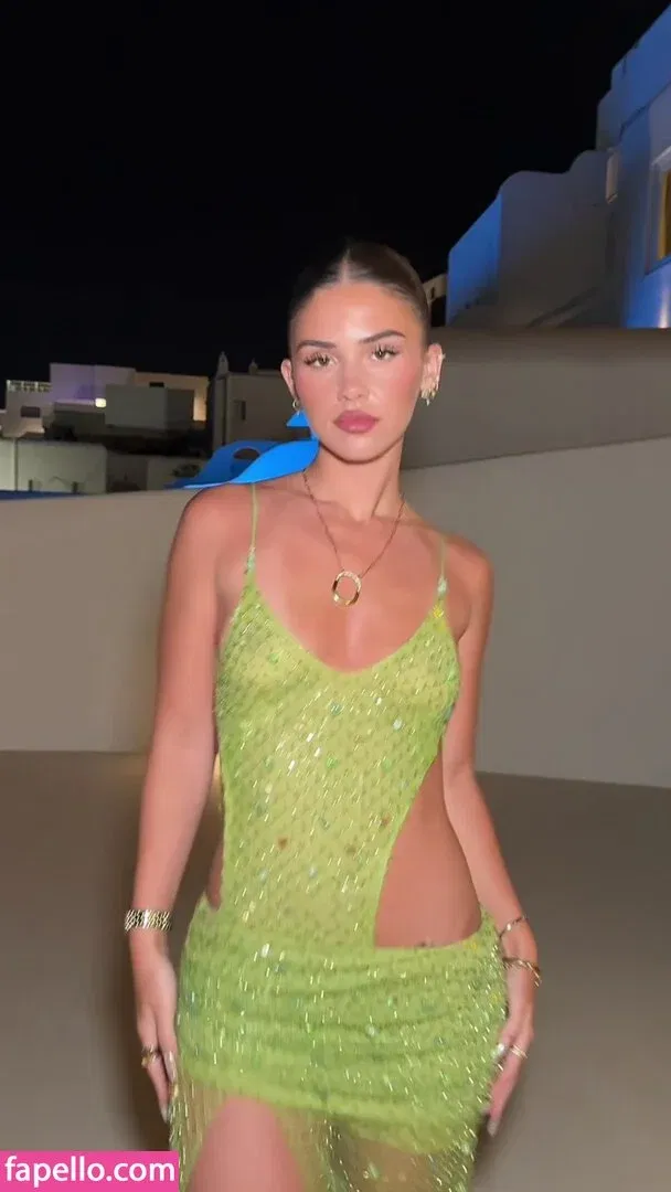 Leah Halton Onlyfans Photo Gallery 