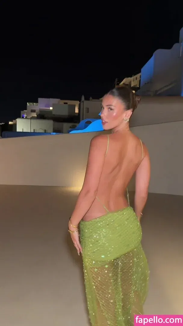 Leah Halton Onlyfans Photo Gallery 