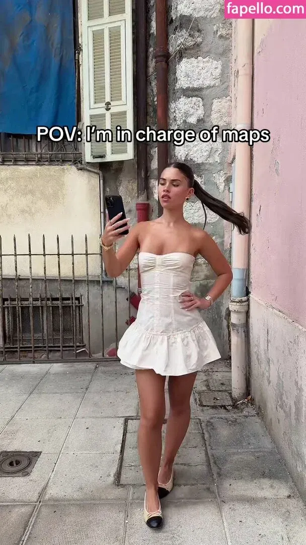 Leah Halton Onlyfans Photo Gallery 